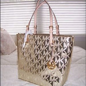 Michael kors purse